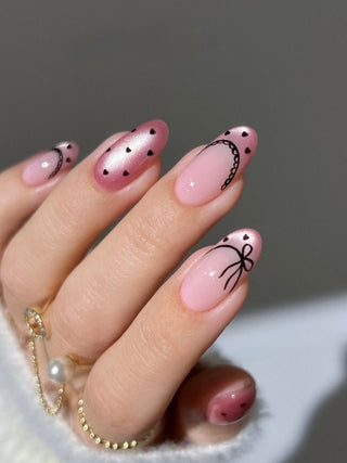 Cat eye in cute printerest polka in oval shape